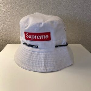 “Supreme” Bucket Hat